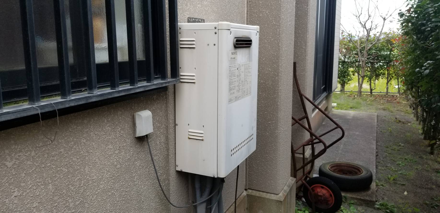 �����������ع��� OTQ-G4702W Ĺ�긩��¼��
