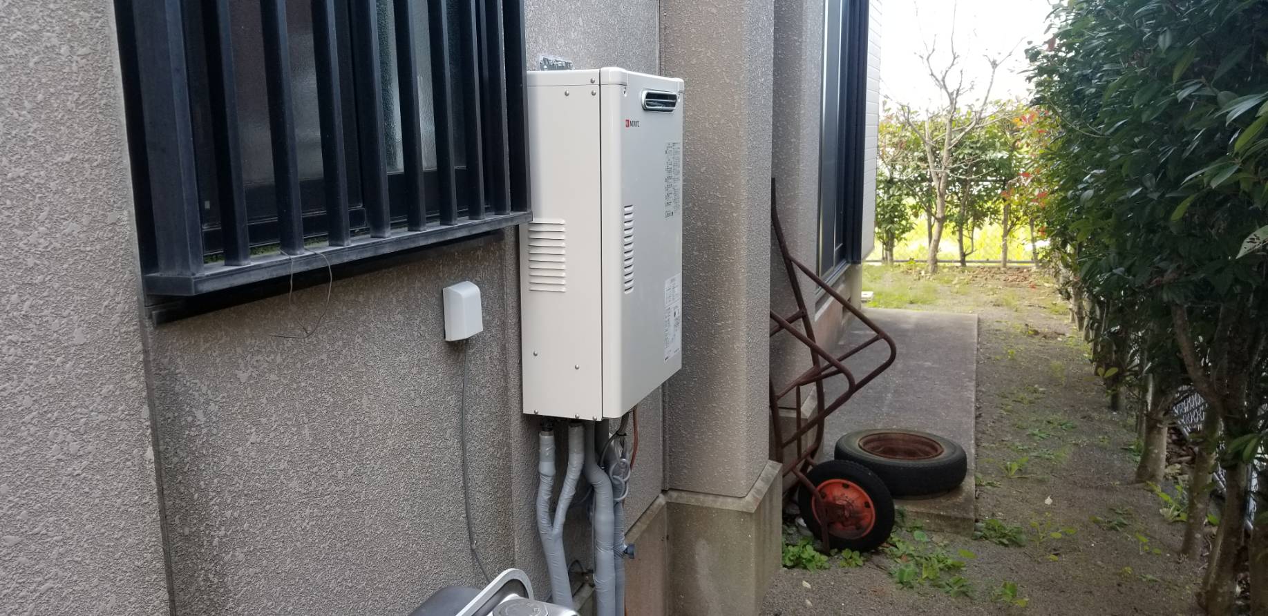 �����������ع��� OTQ-G4702W Ĺ�긩��¼��